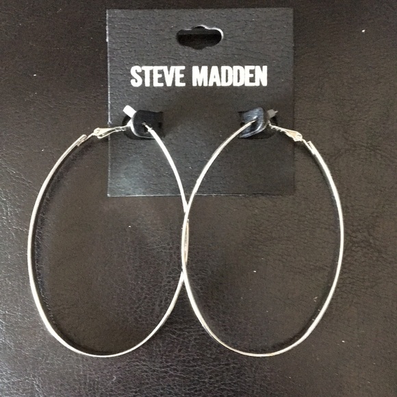 Steve Madden silver oval hoops unique - Picture 1 of 2